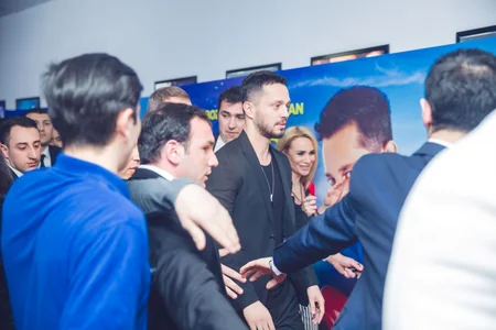 Мурат Боз и Седа Бакан в CinemaPlus - ВИДЕО