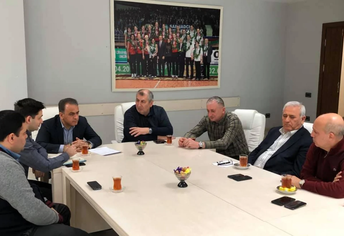 Gürcüstan Voleybol Federasiyasının prezidenti Bakıya gəlib