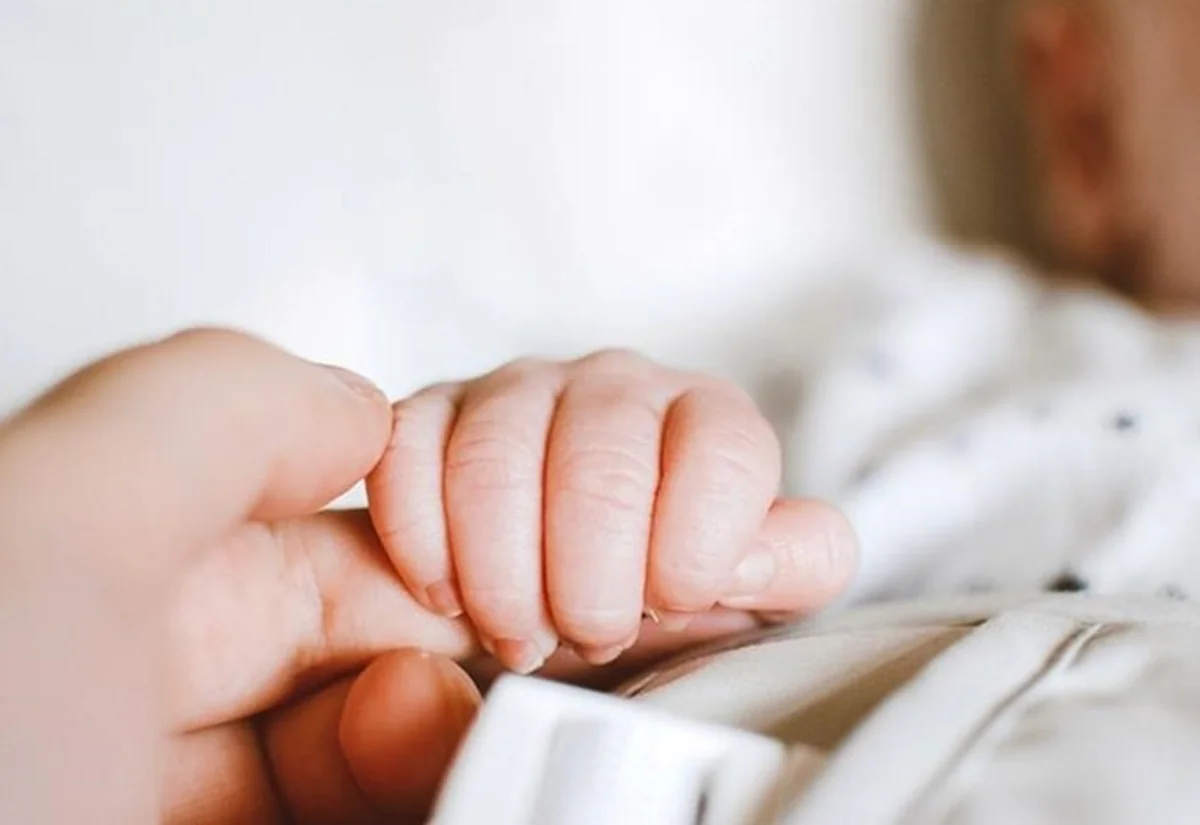 Kürdəmirdə 2 yaşlı körpə xəstəxanada ölüb