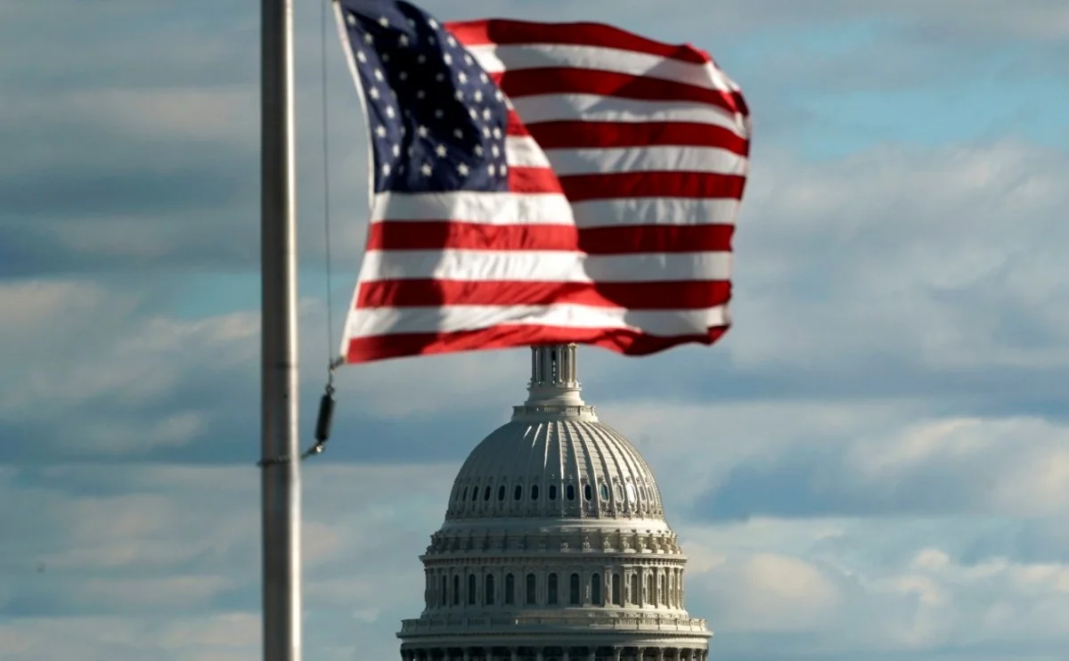 Demokratlar Senatda üstünlük qazandı