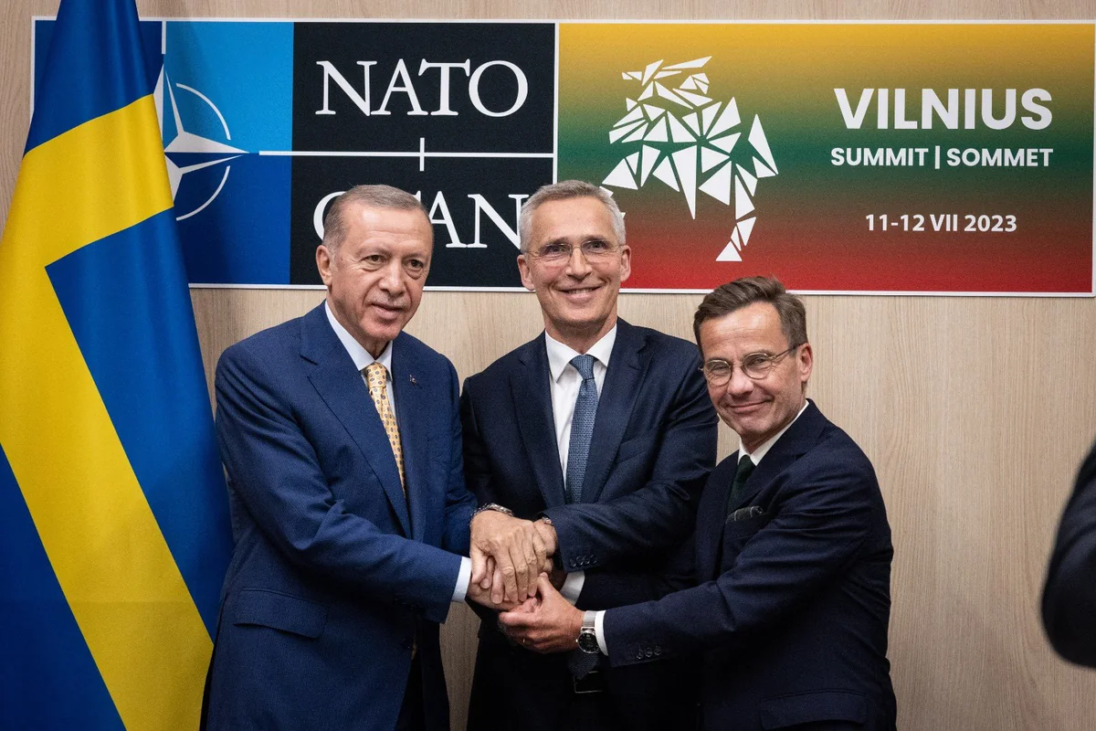 Stoltenberq İsveçin NATO-ya üzvlüyü məsələsində Ərdoğanla razılığa gəlindiyini açıqlayıb