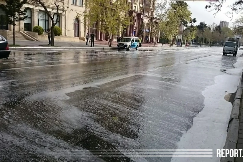 Bakının 150-dən artıq küçəsi xüsusi kimyəvi maddələrlə yuyulur - VİDEO - YENİLƏNİB
