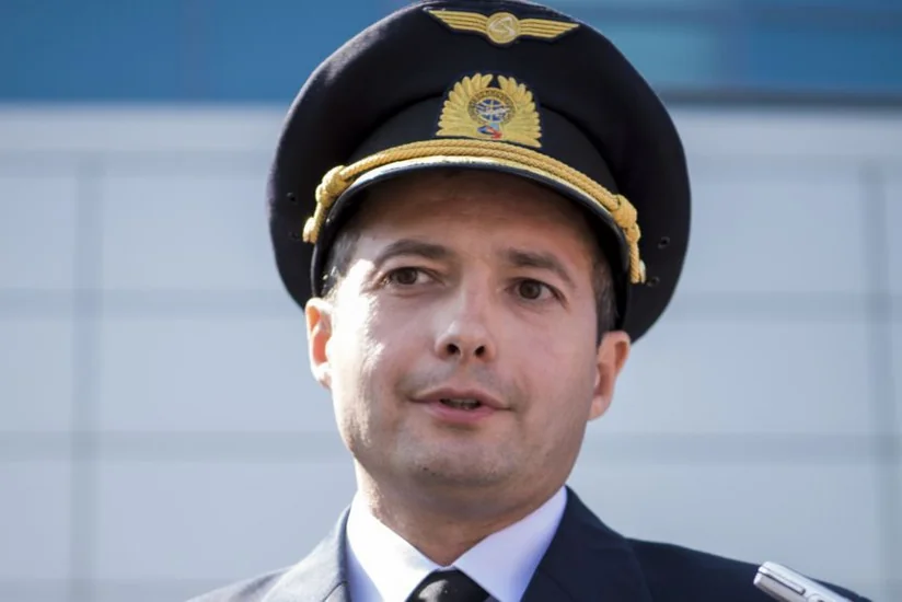Пилота, посадившего самолет на кукурузном поле, наградили орденом мусульман