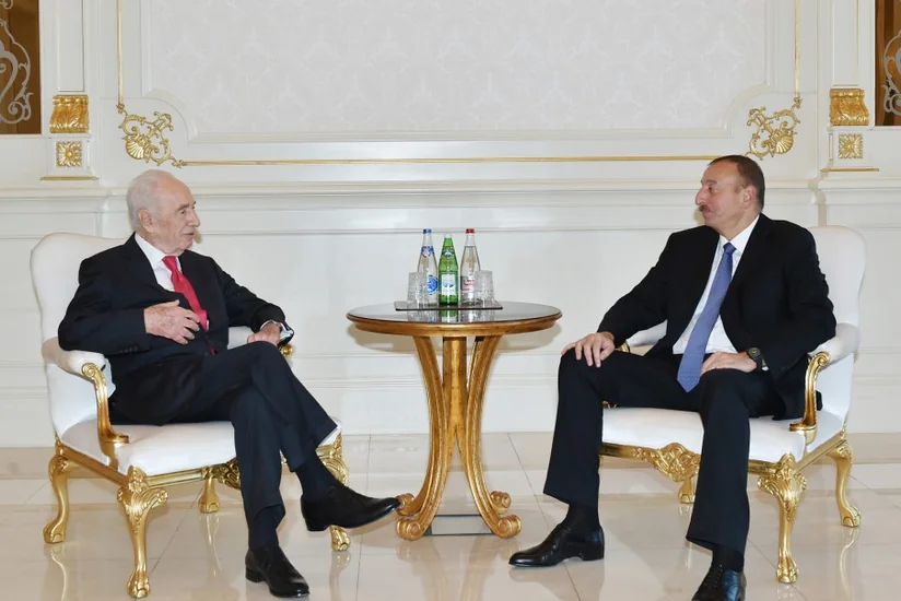 Prezident İlham Əliyev İsrailin sabiq dövlət başçısı Şimon Peresi qəbul edib