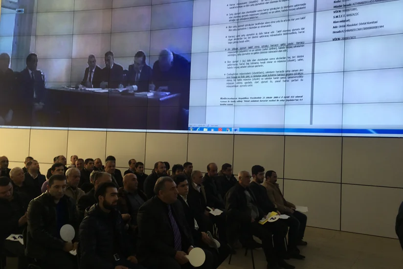 Bu gün hərracda 19 əmlaka 500 min manat ödənilib