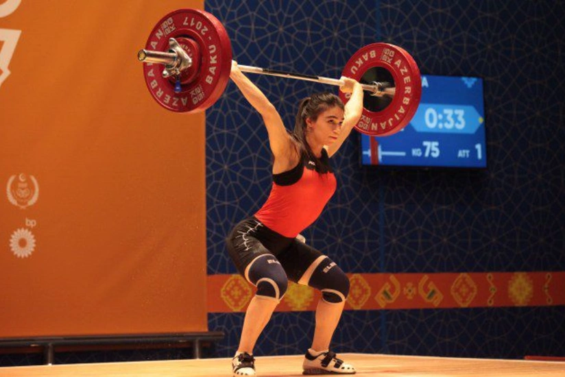 Səbinə Əzimova ağır atletika üzrə Avropa çempionu olub