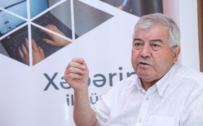 Sabir Rüstəmxanlı Report Media Məktəbində: “Ədəbiyyatsız millət olmaz”