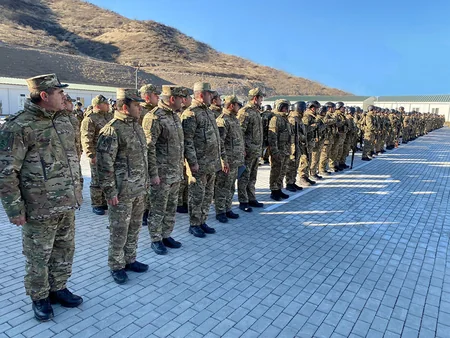 Проверена боеготовность воинских частей в Кяльбаджаре и Лачыне