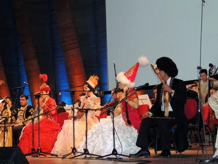 “Kitabi-Dədə Qorqud”un Avropada ilk nəşrinin 200 illiyi UNESCO-da qeyd edilib
