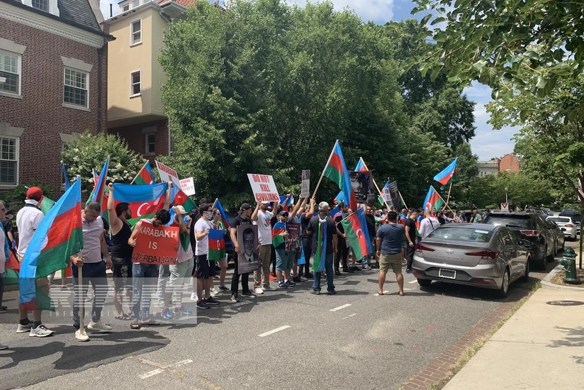 Vaşinqtonda Ermənistanın hərbi təxribatlarına qarşı etiraz aksiyası keçirilib