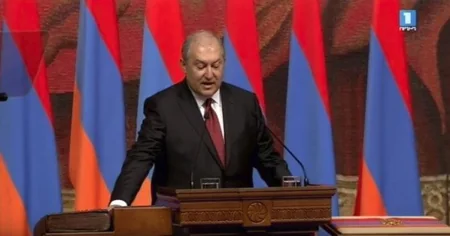 Новый президент Армении вступил в должность