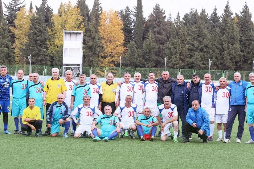 “Turan” və “Kəpəz”in veteranları arasında yoldaşlıq oyunu keçirilib