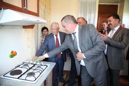 ​Cəlilabad rayonunun daha üç kəndinə təbii qaz verilib