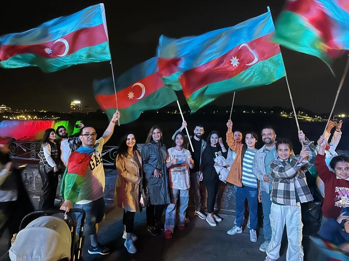 Kanadada 28 May – Müstəqillik günü təntənəli şəkildə qeyd edilib