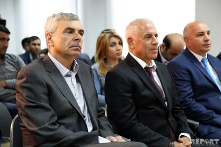 Futbol veteranı İsgəndər Cavadovun həyatından və karyerasından bəhs edən kitabın təqdimatı olub