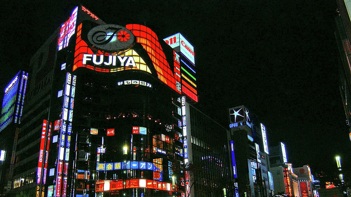 Japanese gov't freezes bank accounts of Russian oligarchs