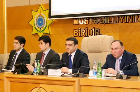 Yaşıl dəhliz sistemindən istifadə ilə bağlı sahibkarlarla görüş keçirilib