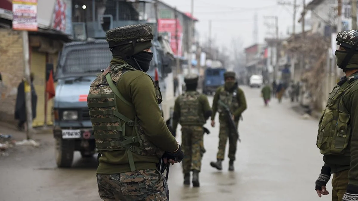 Стрельба на востоке Индии, погибли 14 человек