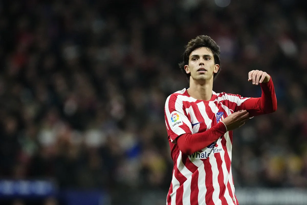 Atletikonun futbolçusu Barselonaya keçir