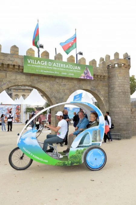 Parisdə “Azərbaycan şəhərciyi”nin rəsmi açılışı olub