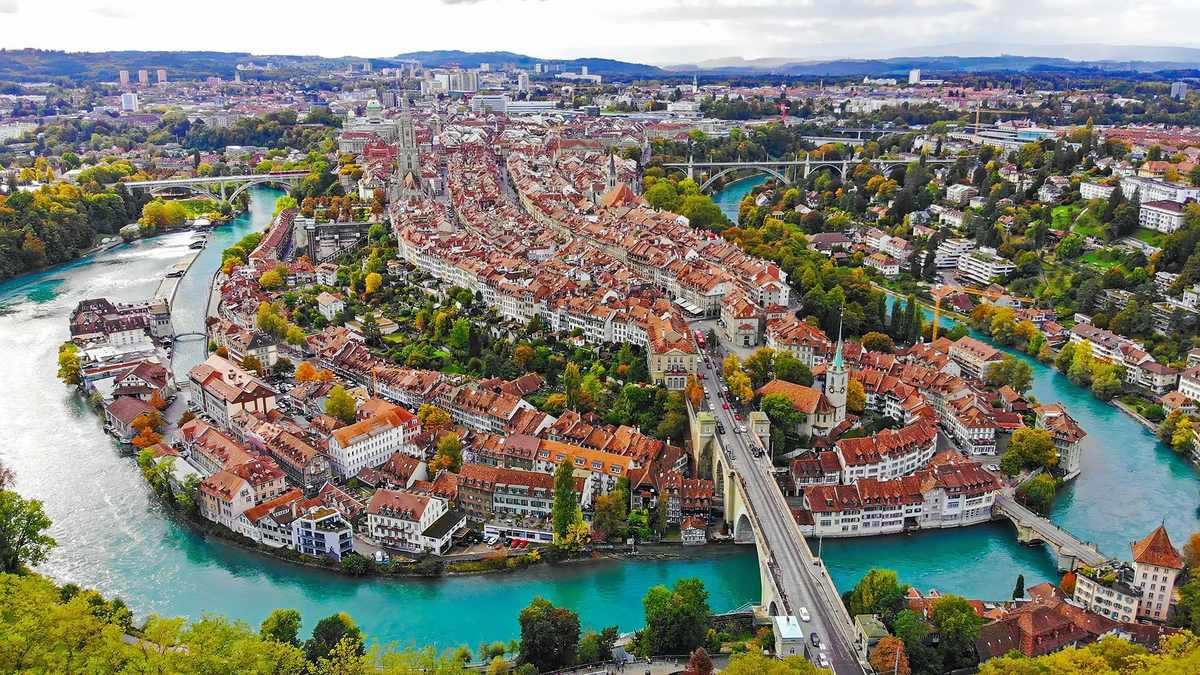 Swiss Azerbaijanis call on int'l community for justice