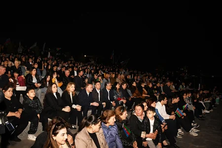 Bakıda Ulu Öndərin anadan olmasının 102 illiyi ilə əlaqədar klassik musiqi konserti keçirilib
