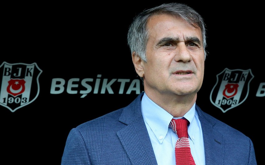 Beşiktaş klubu baş məşqçisi ilə müqaviləni uzadıb