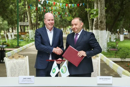 BP Gəncə universitetlərindən seçilmiş 70 müəllim üçün yeni layihəyə başlayıb