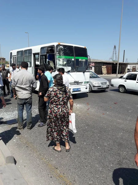 Bakıda sərnişin avtobuslarının toqquşması nəticəsində yaralananların adları məlum olub - FOTO - YENİLƏNİB