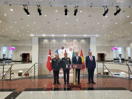 Zakir Hasanov visits National Defense University of Turkiye