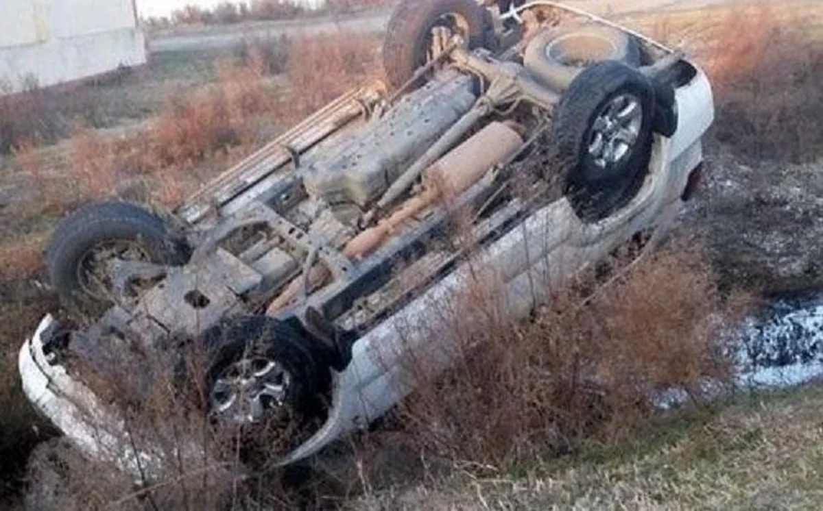 Gədəbəydə avtomobil aşıb, sürücü xəsarət alıb 