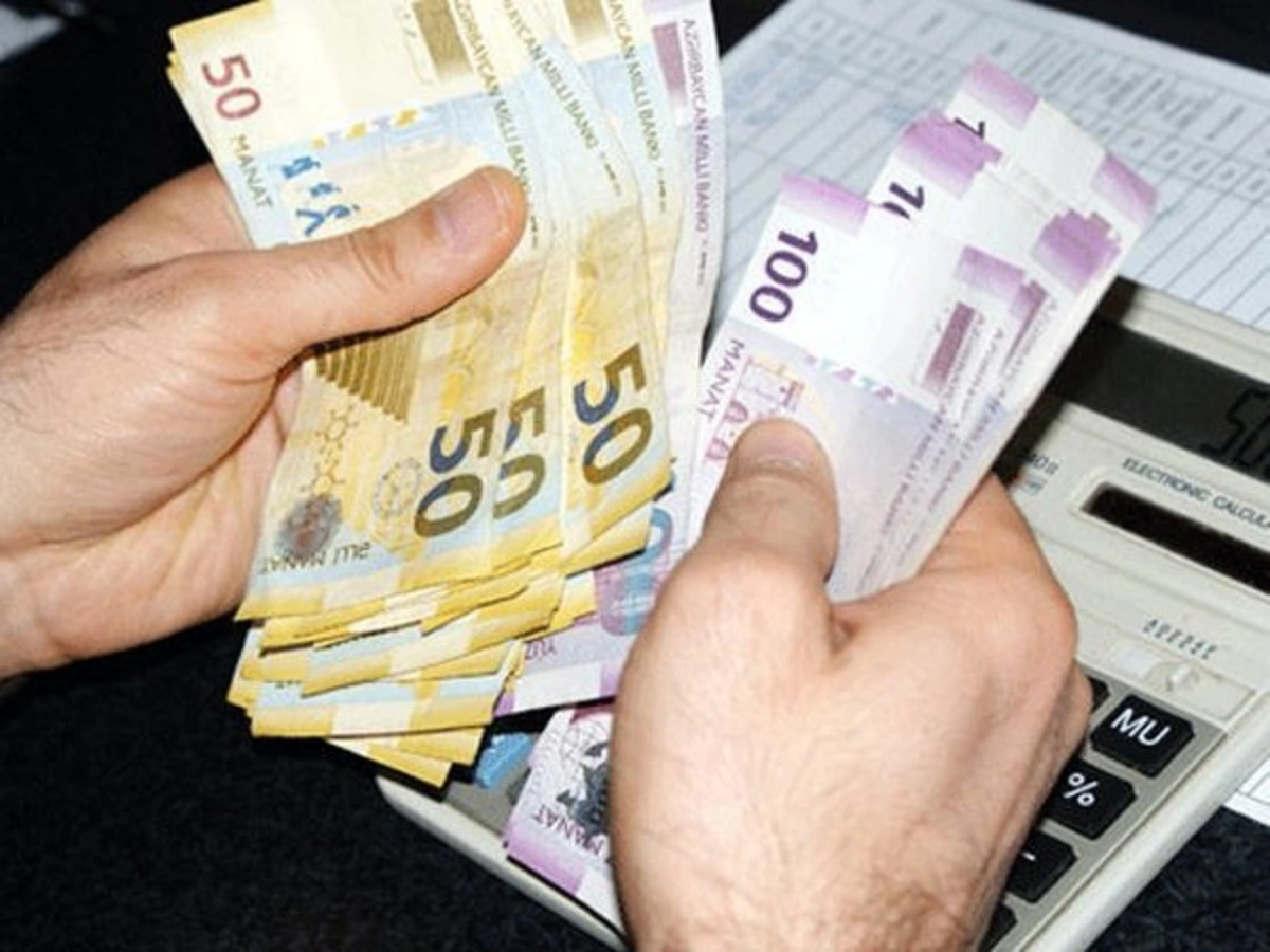 Среднемесячная зарплата в Азербайджане выросла почти на 10%