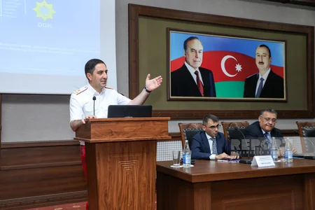 Naxçıvan gömrüyündə rəqəmsal həllər əsasında reallaşdırılan layihələrin təqdimatı keçirilib