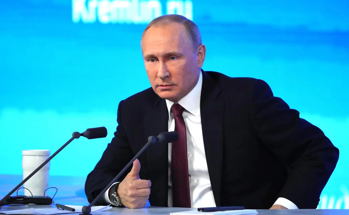 Путин: Радикальные группировки могут стать опасными для тех, кто их использует