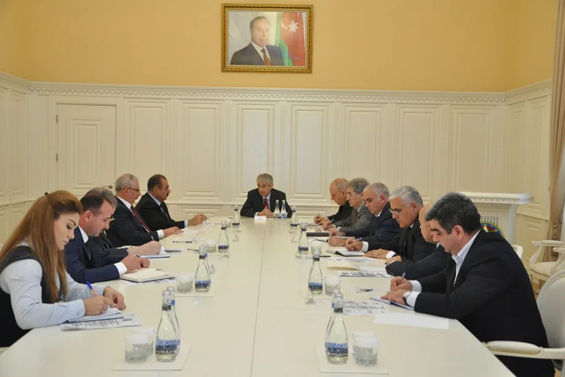 Nazirlər Kabinetində KİV rəhbərlərinin iştirakı ilə müşavirə keçirilib