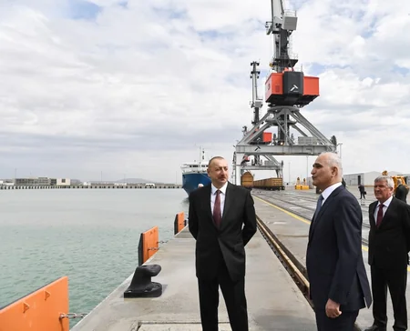 Prezident İlham Əliyev Bakı Beynəlxalq Dəniz Ticarət Limanı Kompleksinin açılışında iştirak edib - YENİLƏNİB
