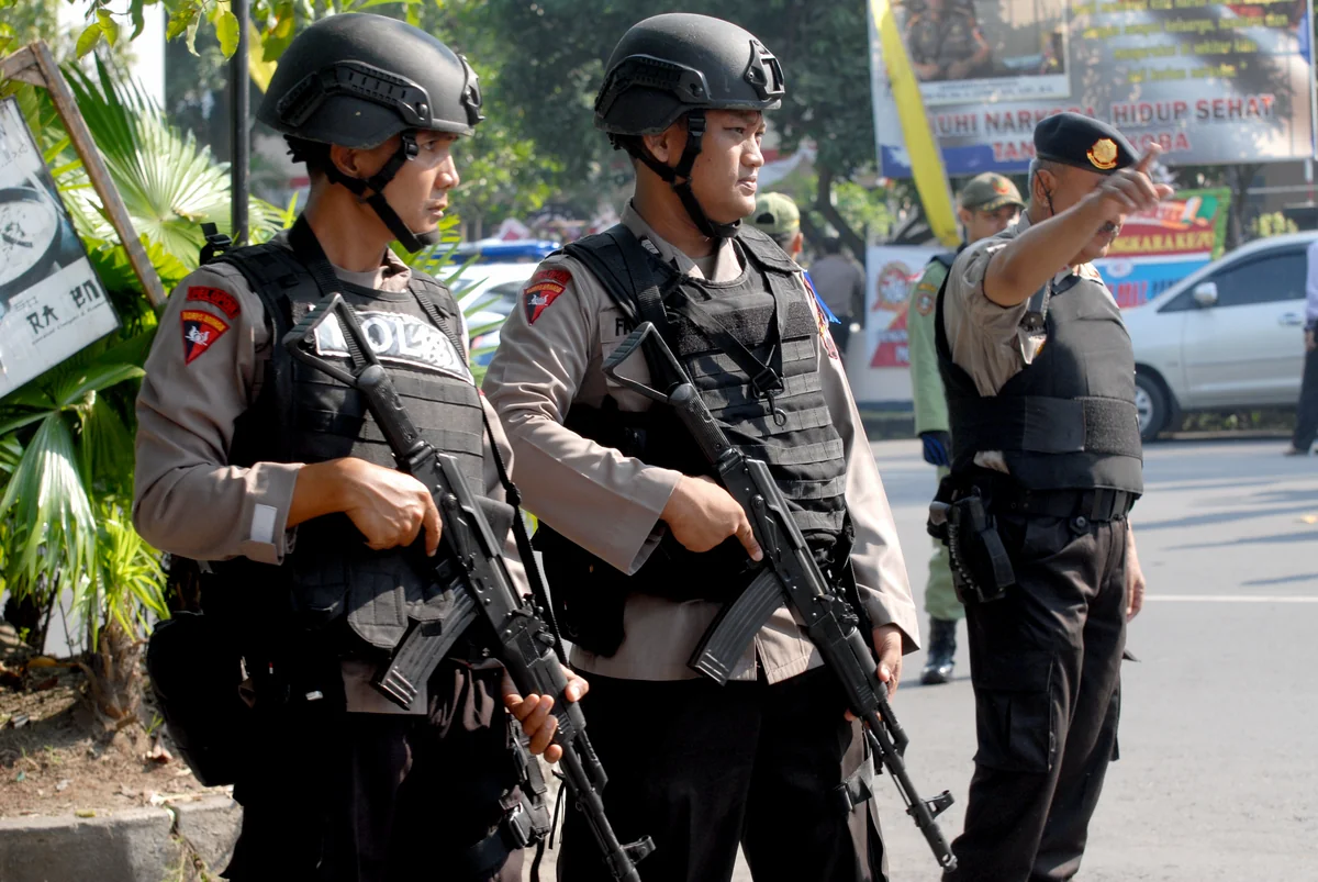 İndoneziyada terror aktı törədilib, xəsarət alanlar var