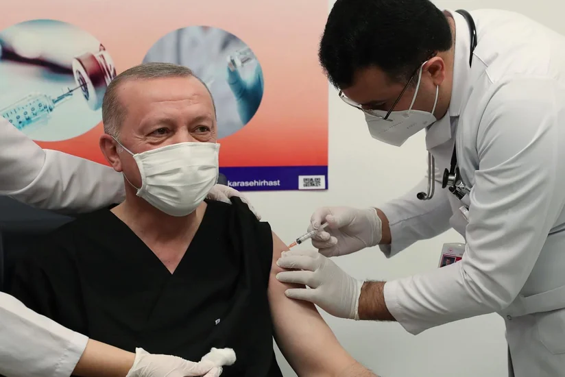 Ərdoğan COVID-19-a qarşı peyvənd  edilib