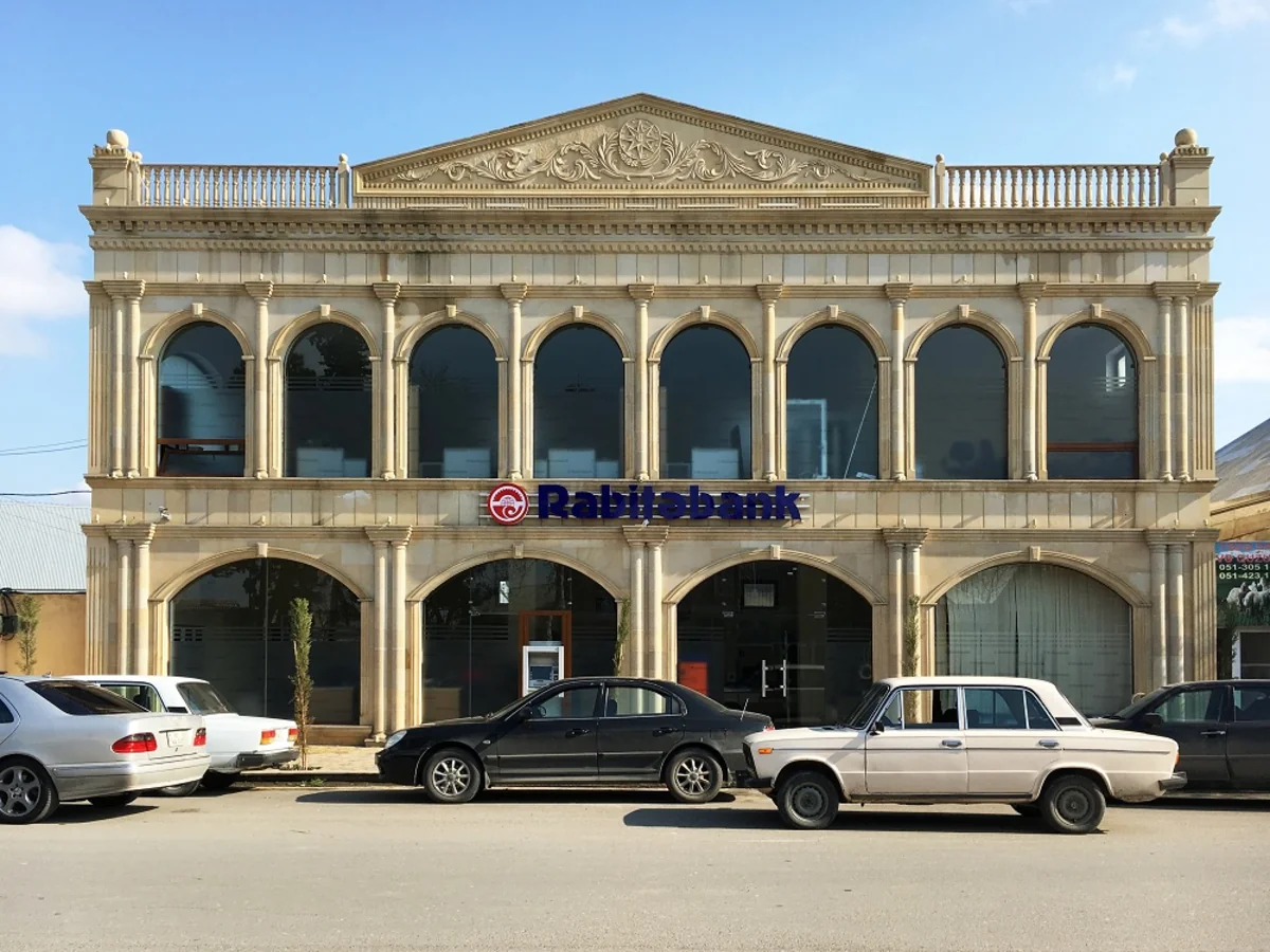 Rabitəbankın filialı yeni ünvana köçüb