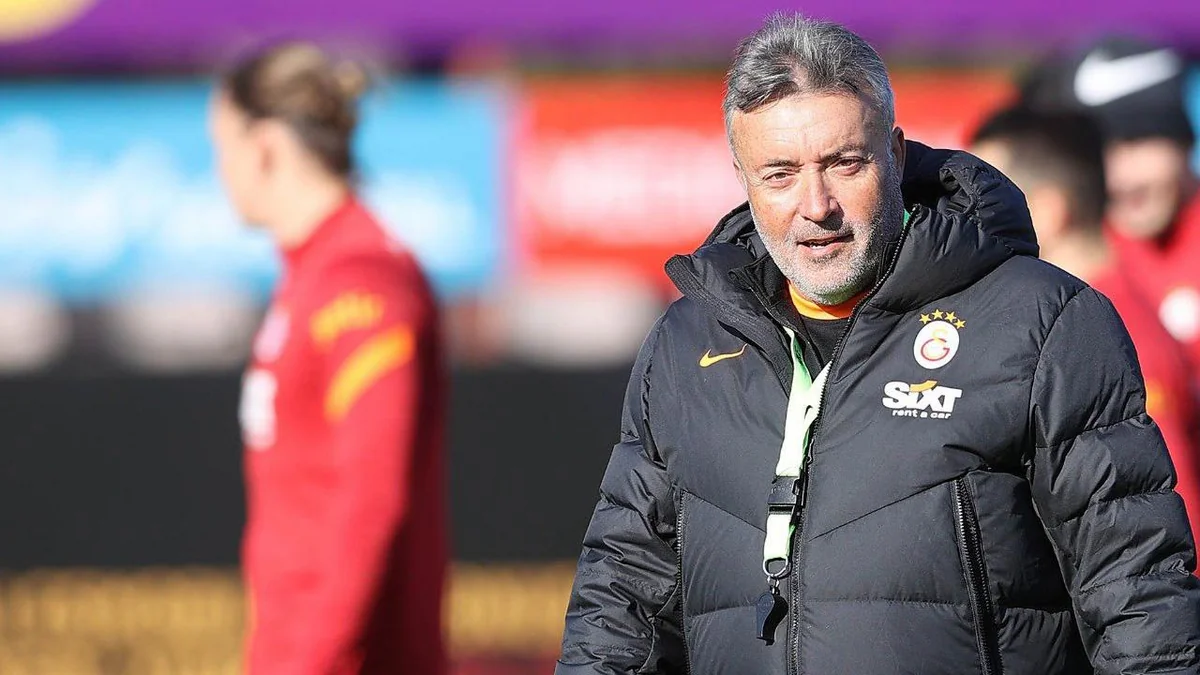 Qalatasaray baş məşqçiyə iki oyunluq vaxt verib