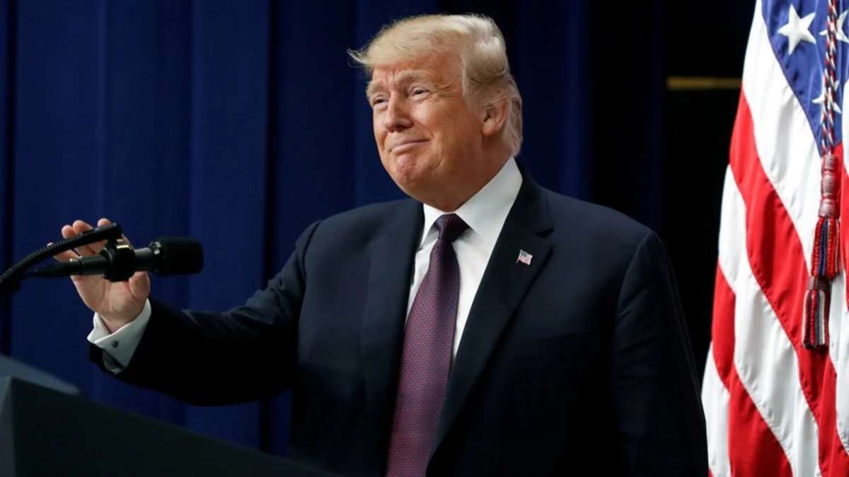 Donald Tramp prokurorun Rusiya işi ilə bağlı suallarını cavablandırıb - VİDEO