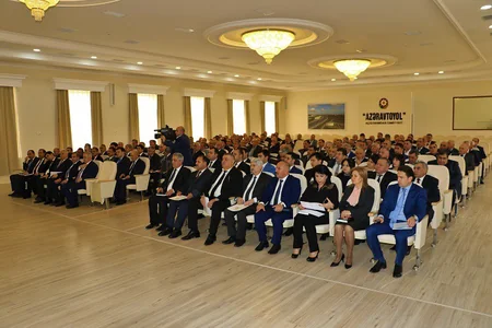 Azəravtoyol ötən il yolların salınmasında  61 min ton bitum və mazutdan istifadə edib