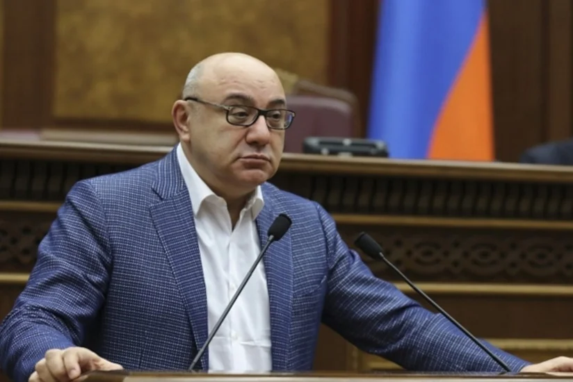 Новый посол Армении в Москве Арсенян: Кто такой, как изменит отношения с РФ
