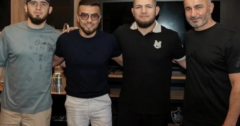 Həbib Nurməhəmmədovla İslam Maxaçev Bakıya gəliblər