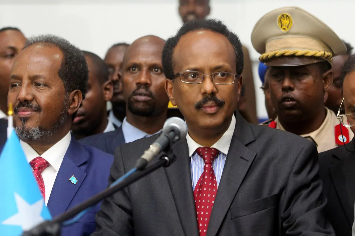 Somalia's new president elected in aircraft hangar