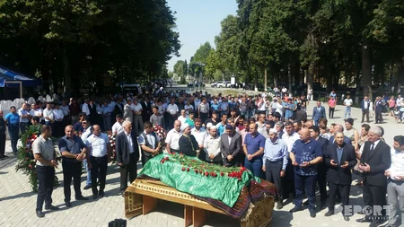 Ашуг Адалят похоронен в Газахе  ФОТО  ОБНОВЛЕНО