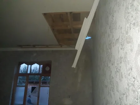 Ermənilərin Bərdəyə raket atması nəticəsində 5 fərdi evə ciddi ziyan dəyib