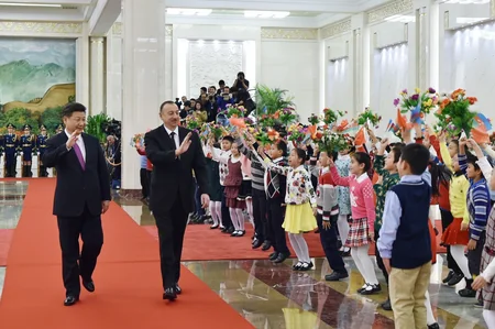Prezident İlham Əliyevin Pekində rəsmi qarşılanma mərasimi olub