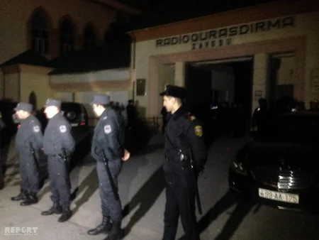 Xətai RPİ-nin rəis müavini: Radiozavodda baş vermiş partlayışla bağlı araşdırma aparılır - FOTO - VİDEO