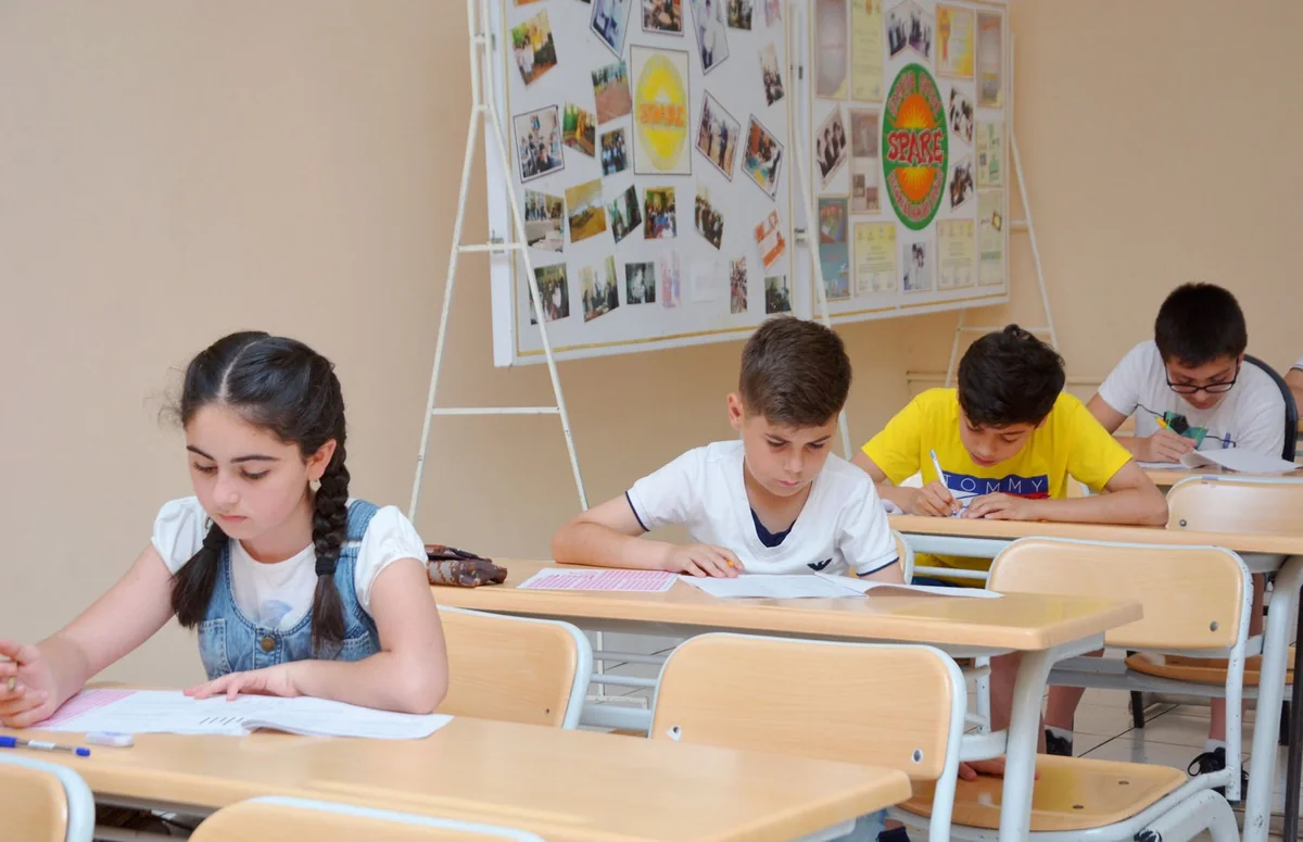 Liseylərin V və VII siniflərinə qəbul üzrə müsabiqə keçirilib
